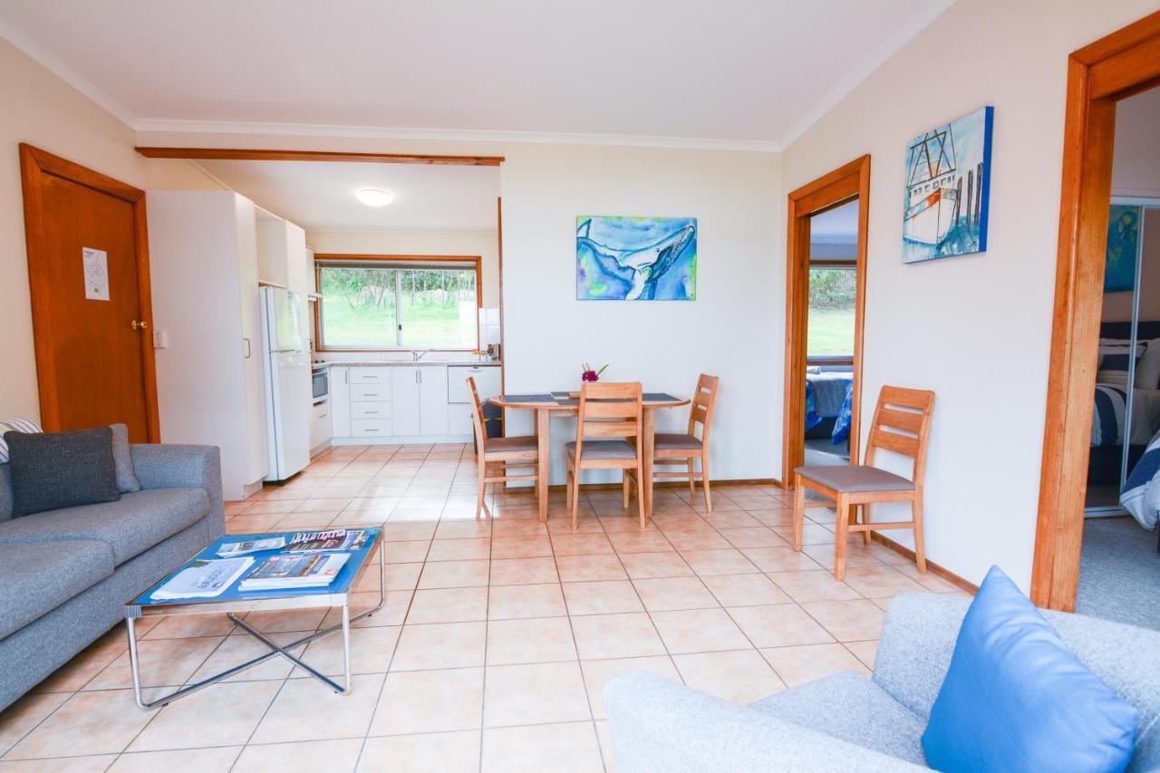 Quarantine Bay Beach Cottages Eden Exteriör bild