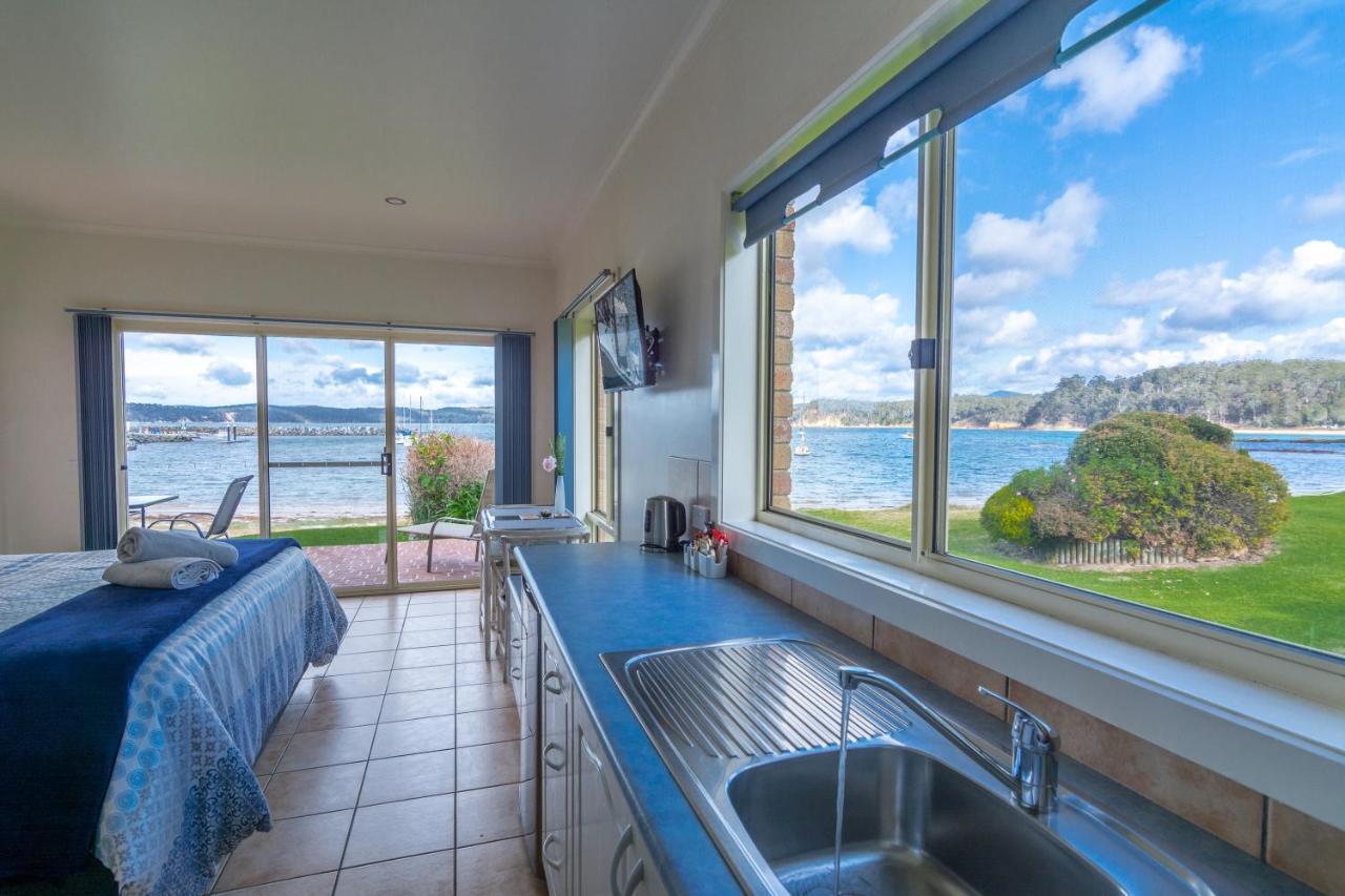 Quarantine Bay Beach Cottages Eden Exteriör bild