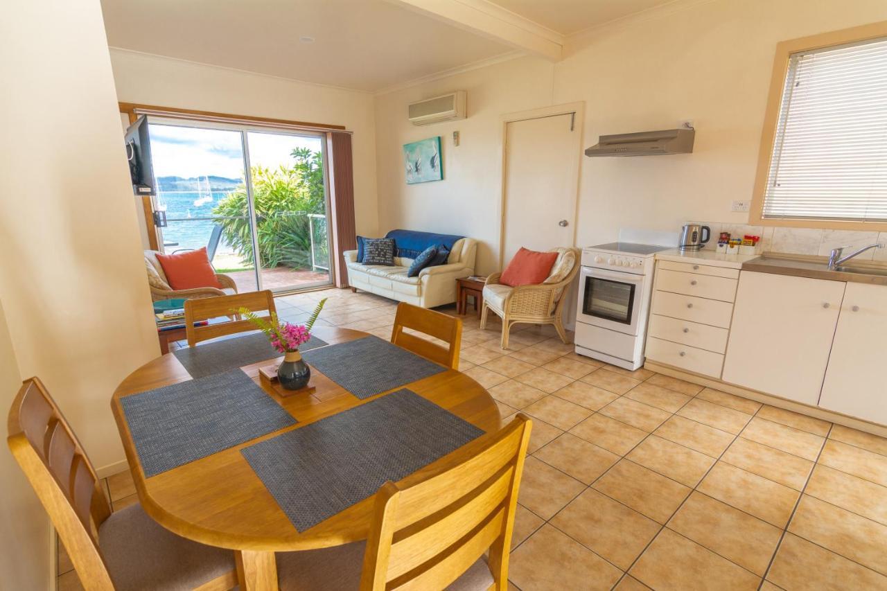 Quarantine Bay Beach Cottages Eden Exteriör bild