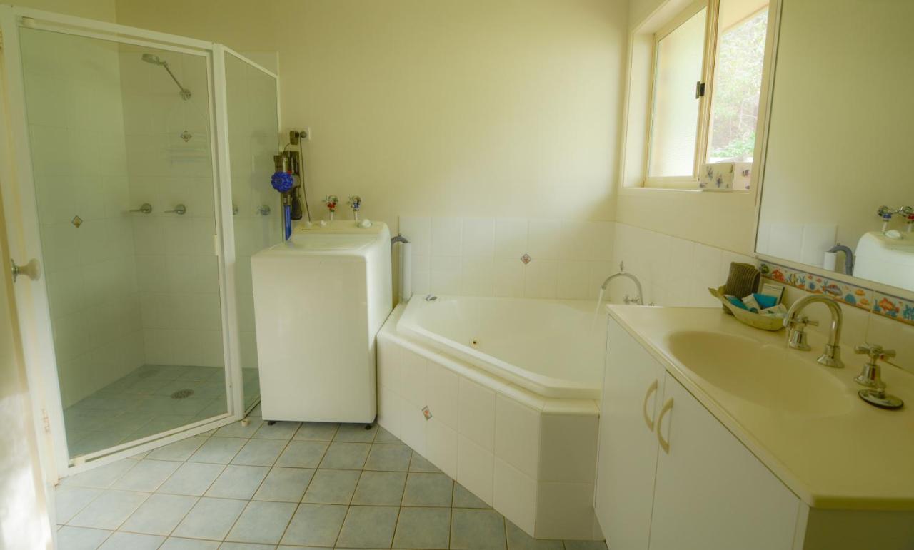 Quarantine Bay Beach Cottages Eden Exteriör bild