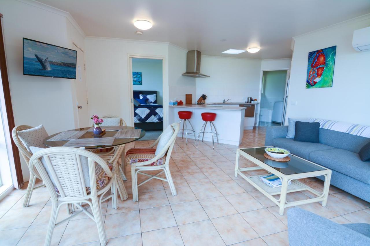 Quarantine Bay Beach Cottages Eden Exteriör bild